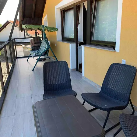 Sanski Most-zdena Apartamento *